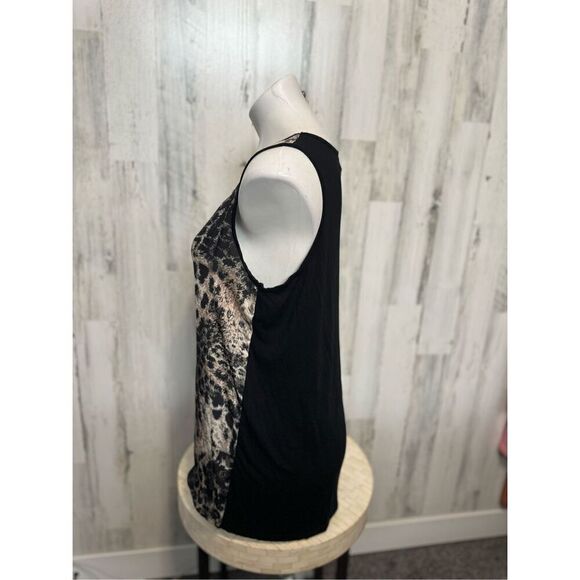 Black blouse - Picture 3 of 7